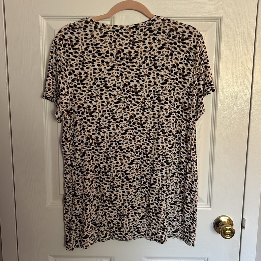 Animal Print Tee - Picture 6 of 6